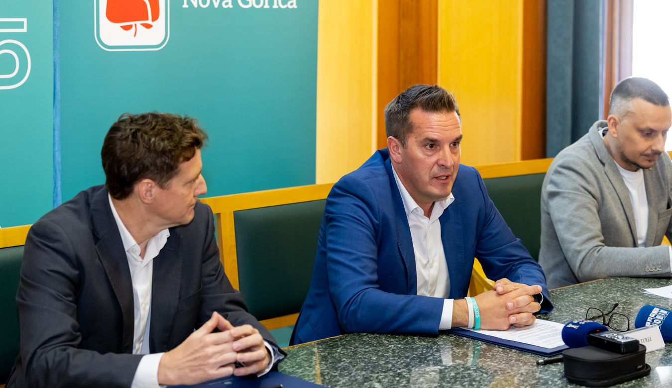 Župan Mestne občine Nova Gorica Samo Turel med govorom.