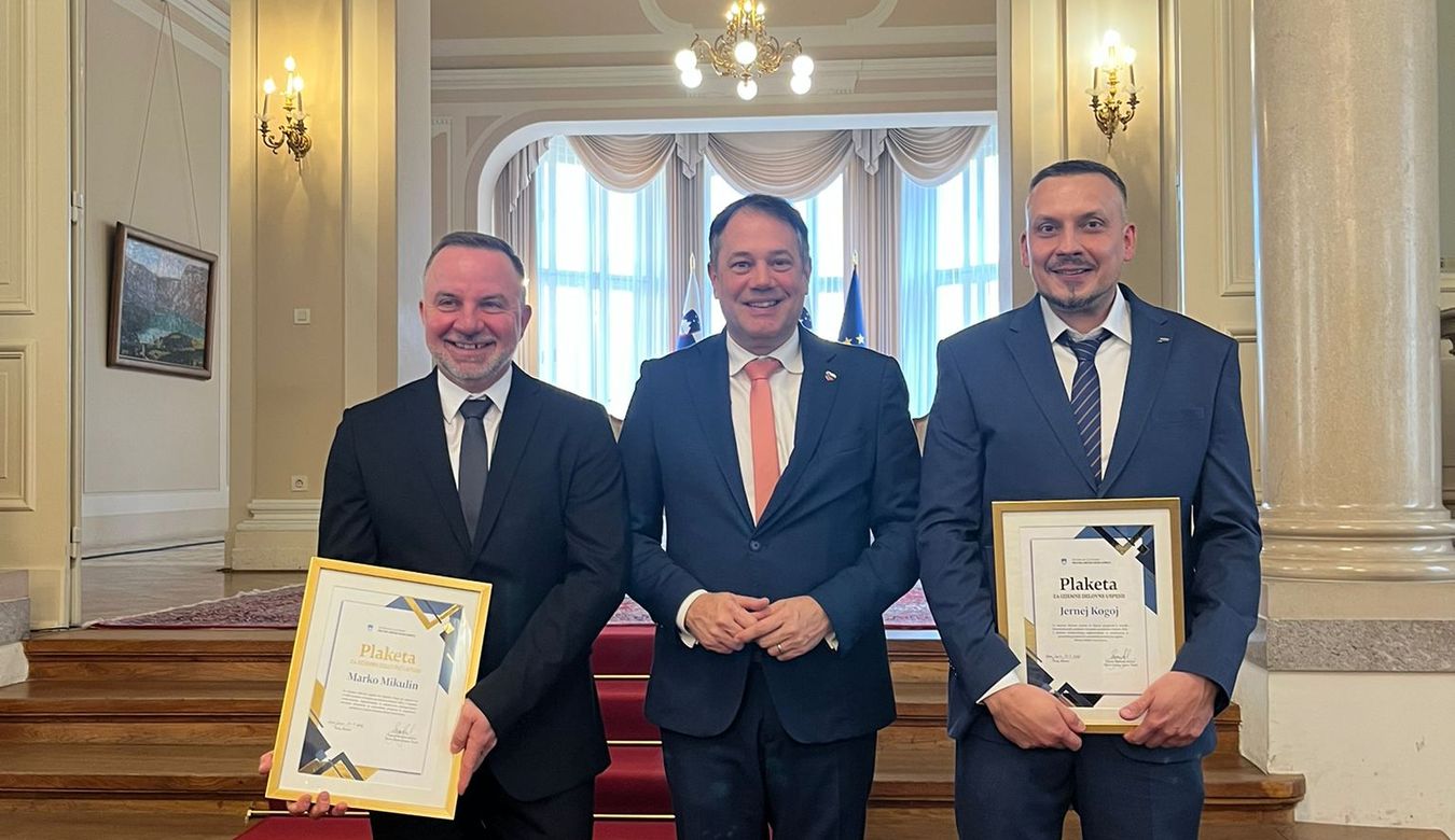 Z leve: Marko Mikulin, Matej Arčon in Jernej Kogoj