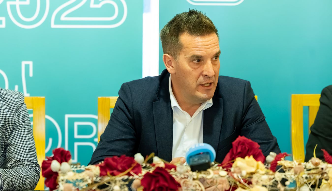 Govornik na novinarski konferenci Samo Turel, župan Mestne občine Nova Gorica