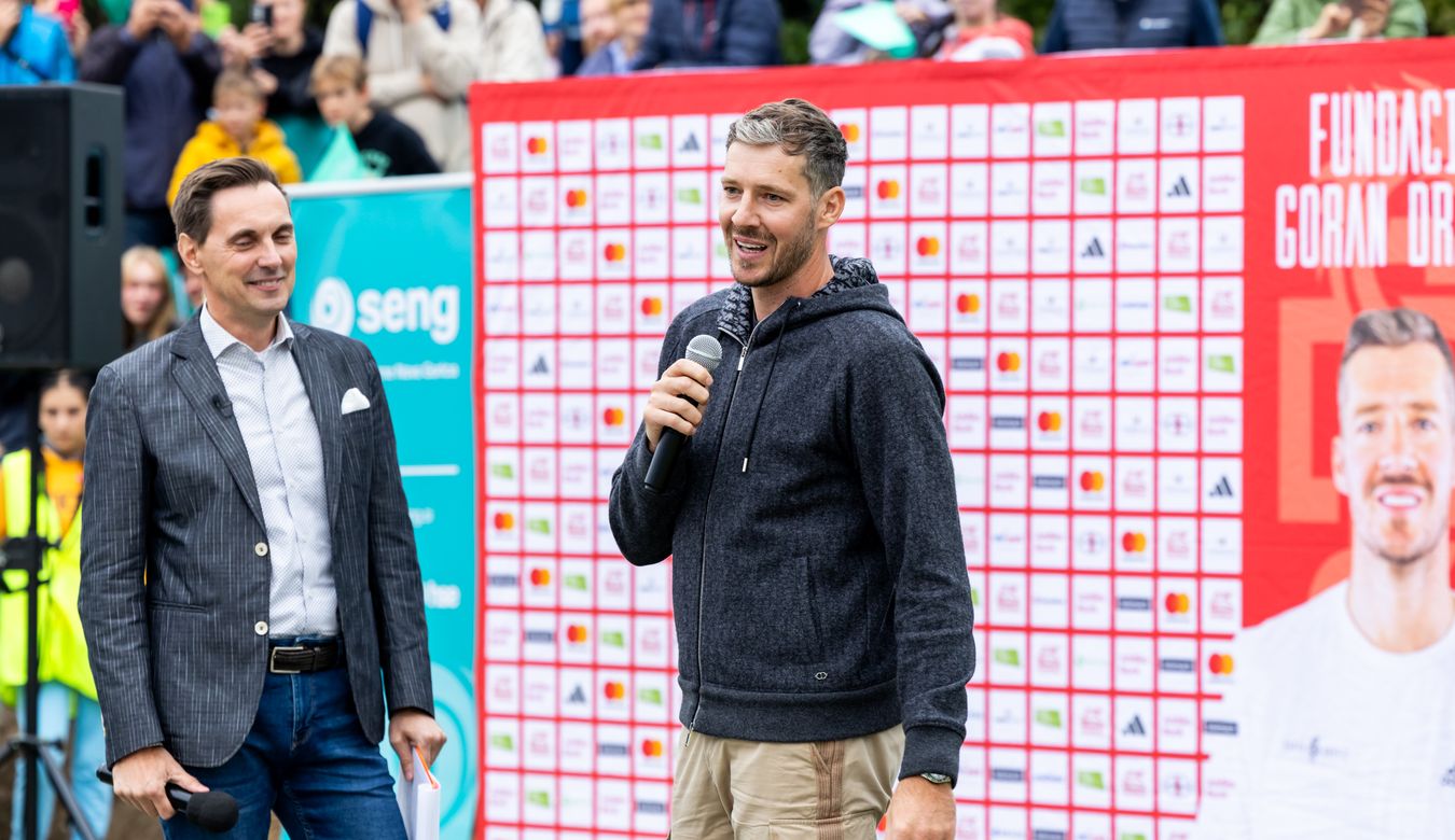 Goran Dragić med govorom na odprtju