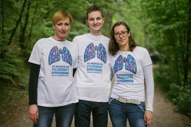 Tri ženske, članice Društva za pljučno hipertenzijo